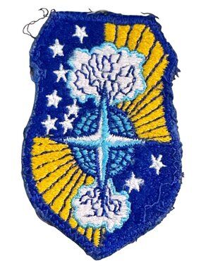 Vintage USAF Air Force Shield Patch Globe Star Lightning Cloud Cold War Era Used